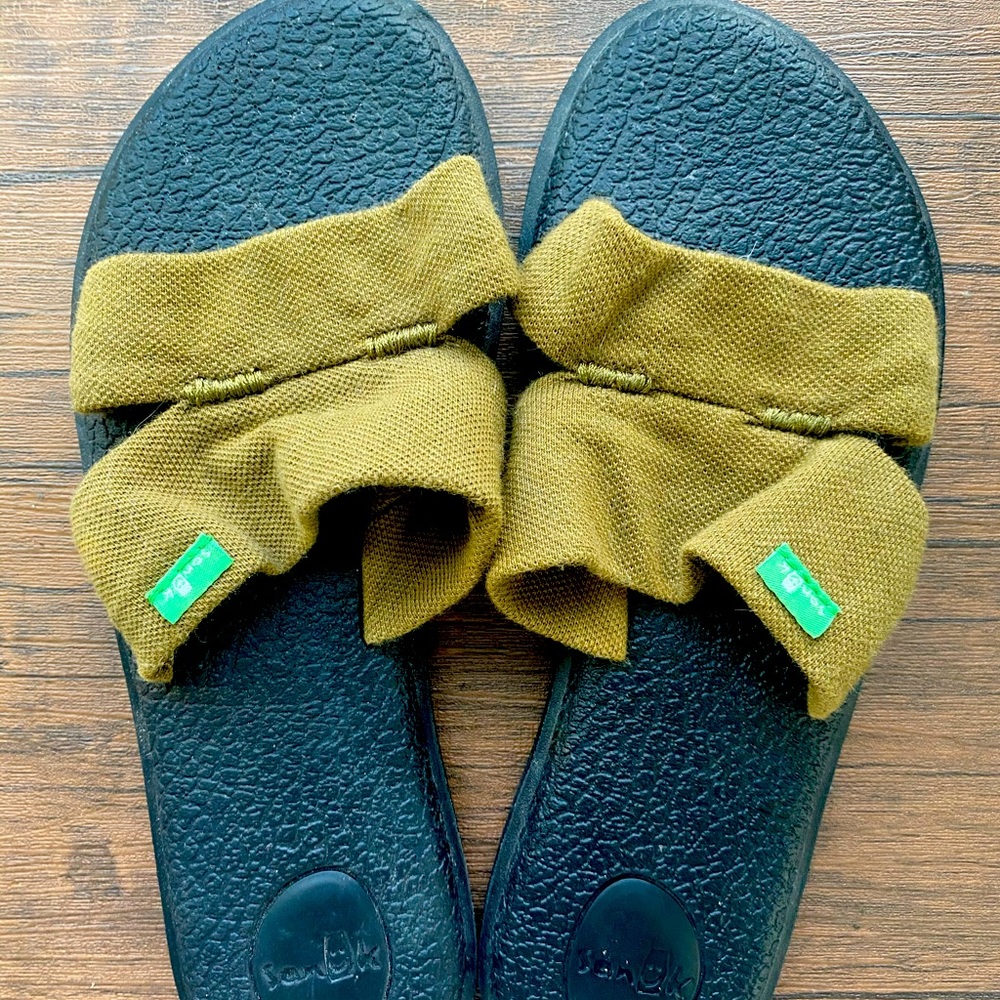 Sanuk Dark Green Slip on Sandals